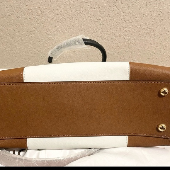 MICHAEL KORS HAMILTON LARGE CENTER STRIPE LUGG/WHITE/BLACK LEATHER GOLD TOTE BAG - Picture 7 of 7